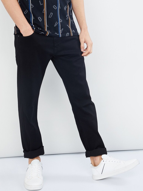 

max Men Black Slim Fit Mid-Rise Clean Look Stretchable Jeans