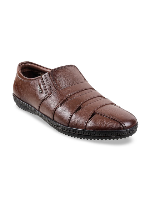 

Mochi Men Brown Solid Leather Sneakers