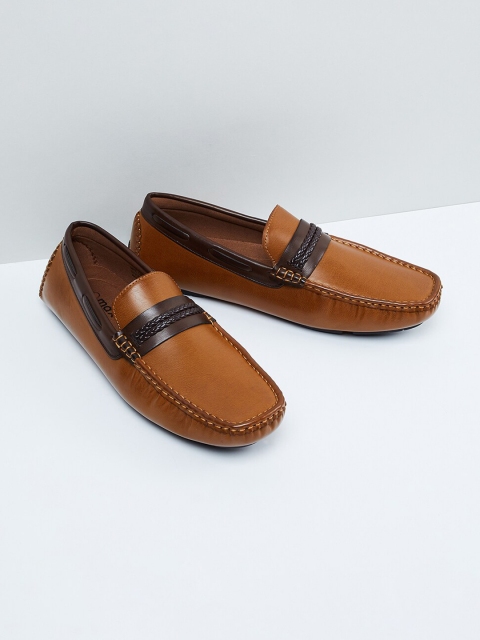 

max Men Tan Brown Loafers