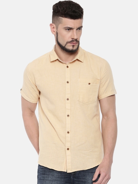 

IMYOUNG Men Beige Slim Fit Solid Casual Shirt