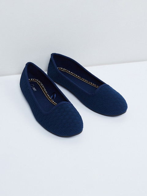 

max Women Navy Blue Solid Ballerinas