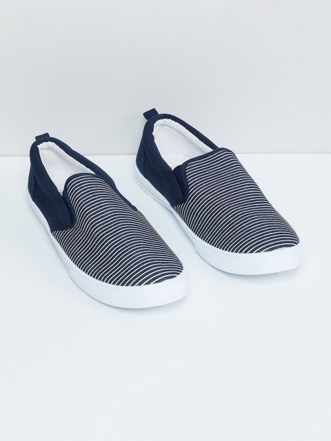 

max Men Navy Blue Striped Slip-On Sneakers