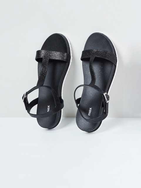 

max Women Black Solid Open Toe Flats