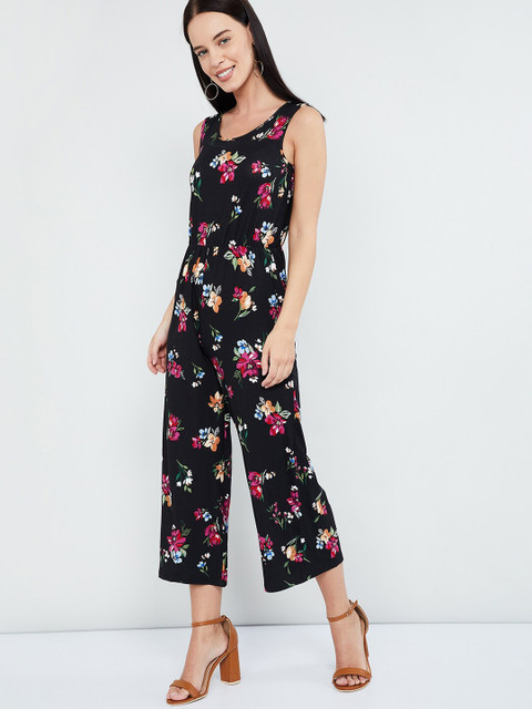 

max Women Black & Pink Floral Printed Culotte Jumpsuit