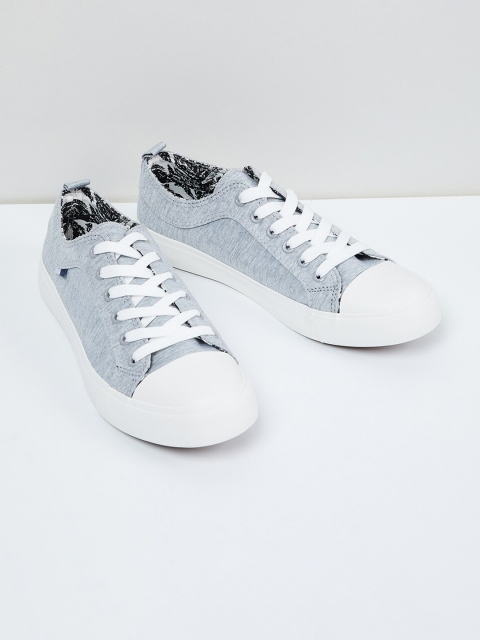 

max Men Grey Sneakers