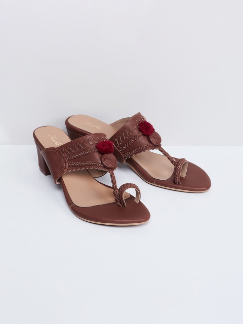 

max Women Brown Solid Heels