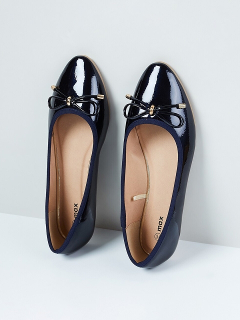 

max Women Navy Blue Solid Ballerinas