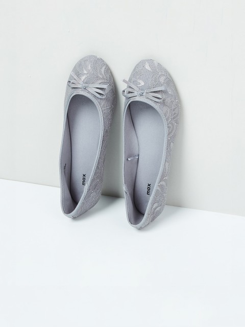 

max Women Grey Woven Design PU Ballerinas