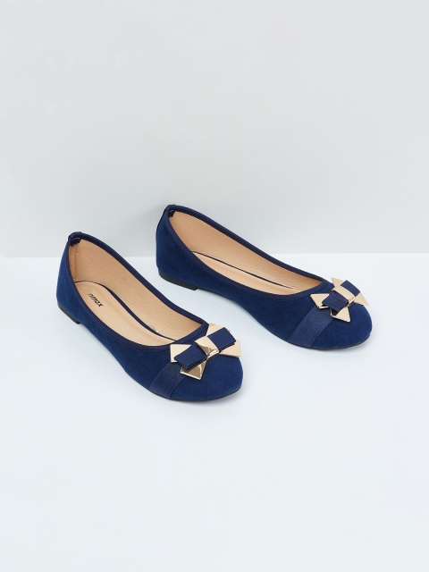 

max Women Navy Blue Solid Ballerinas