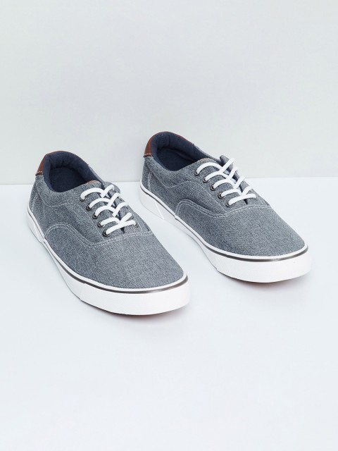 

max Men Grey Sneakers