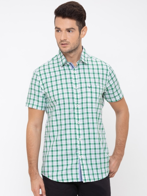

Globus Men Green & White Regular Fit Checked Casual Shirt