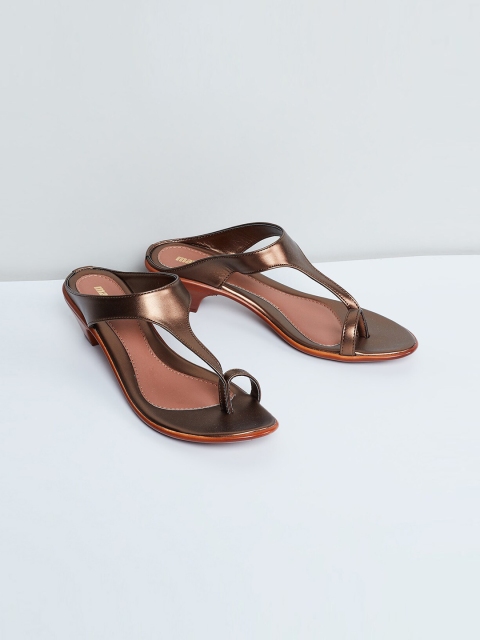 

max Women Bronze-Toned Solid Sandals