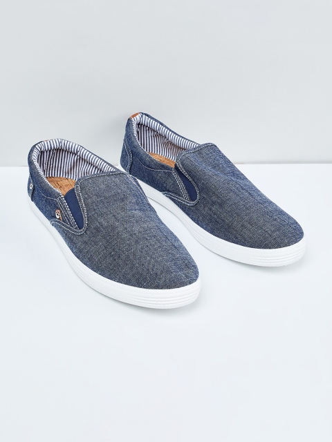 

max Men Blue Slip-On Denim Sneakers