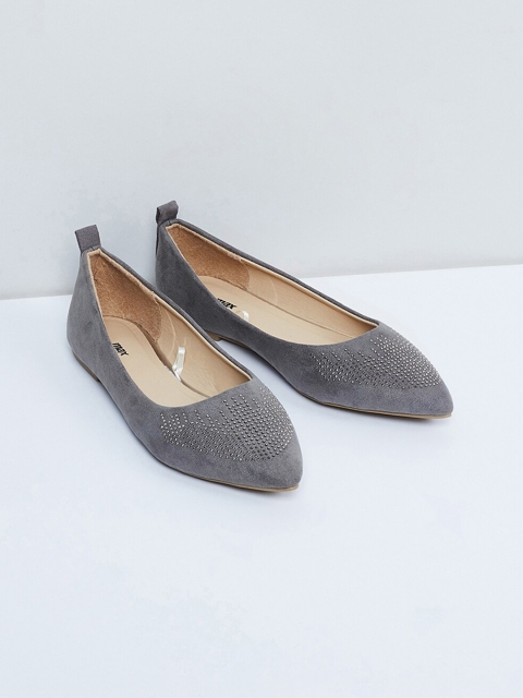 

max Women Grey Solid PU Ballerinas