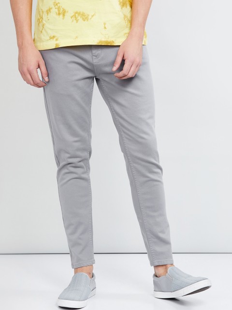 

max Men Grey Skinny Fit Mid-Rise Clean Look Jeans