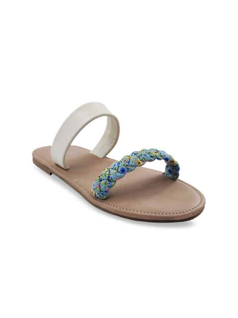 

THE MADRAS TRUNK Women Off-White & Blue Colourblocked Leather Open Toe Flats