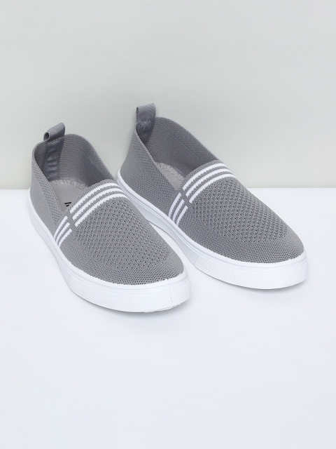 

max Men Grey Textured Slip-On Sneakers