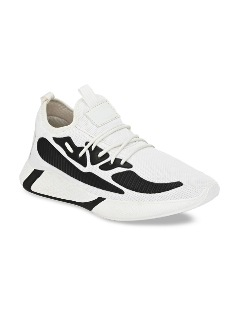 

AfroJack Men White & Black Colourblocked Sneakers