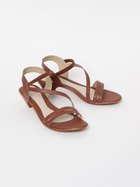 

max Women Tan Brown Solid Heels