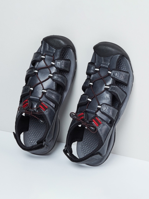 

max Men Grey Solid Sports Sandals
