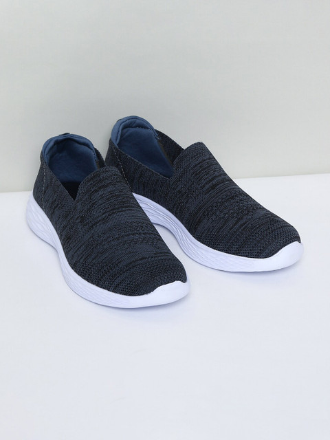 

max Men Navy Blue Slip-On Sneakers