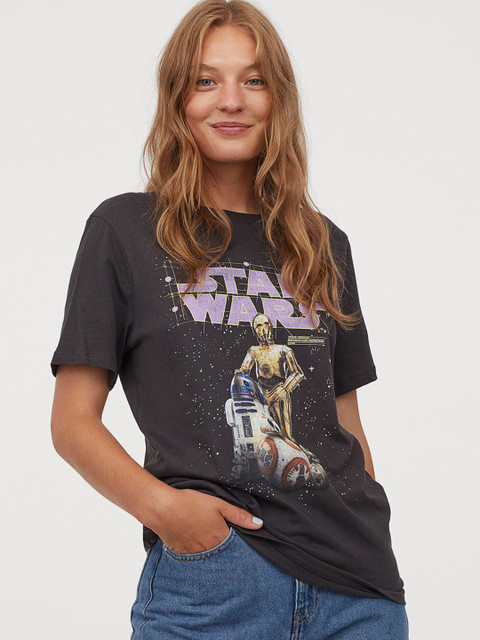 

H&M Women Black Star Wars T-Shirt With A Motif