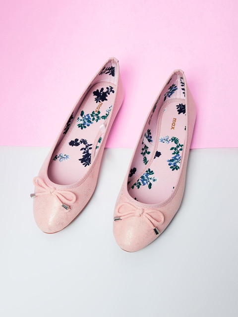 

max Women Pink Solid Ballerinas