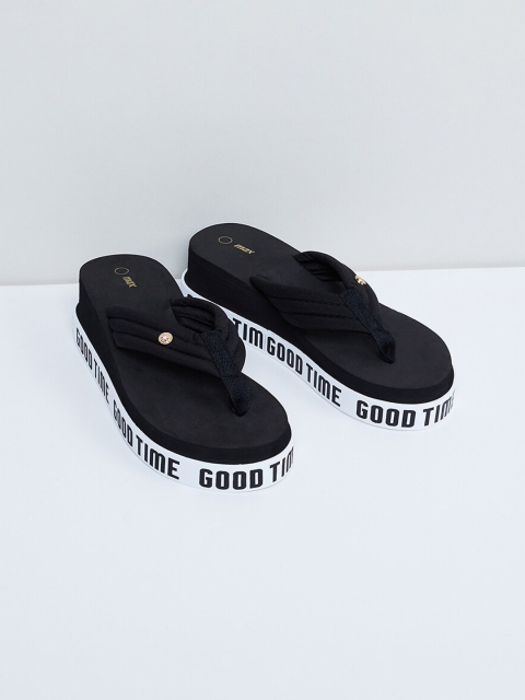 

max Women Black & White Printed Flatform Heels