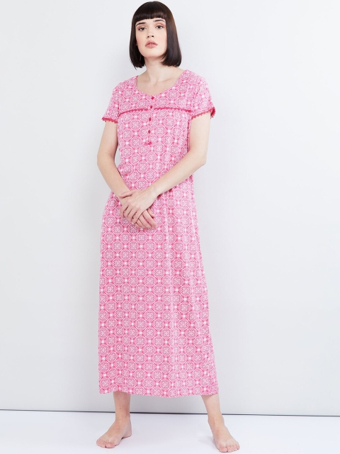 

max Pink & White Printed Nightdress SD16
