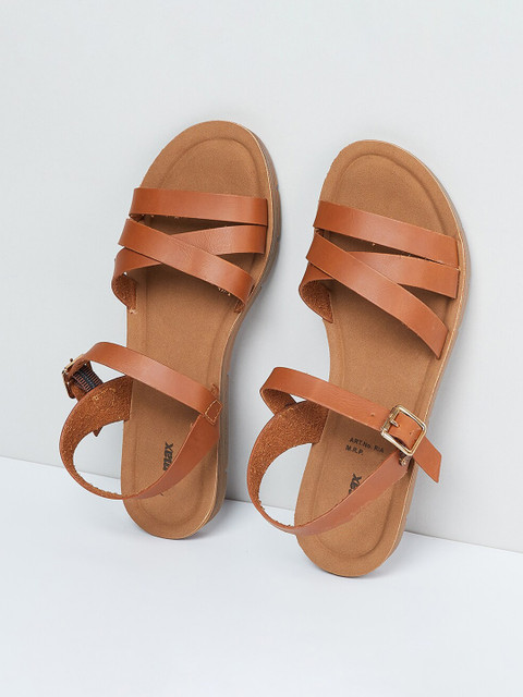 

max Women Brown Solid Open Toe Flats