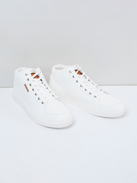 

max Men White Perforations Sneakers