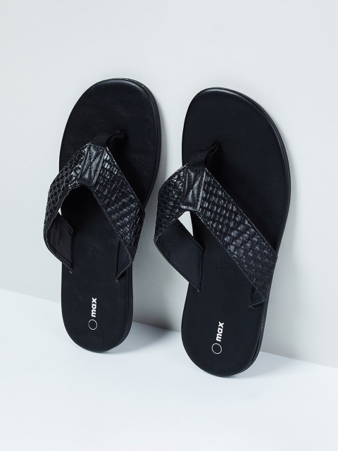 

max Men Black Sandals
