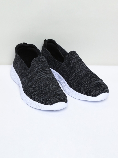 

max Men Grey Textured Slip-On Sneakers
