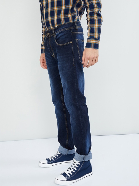 

max Men Blue Slim Fit Low-Rise Clean Look Stretchable Jeans