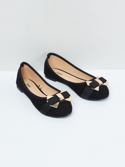 

max Women Black Solid Ballerinas