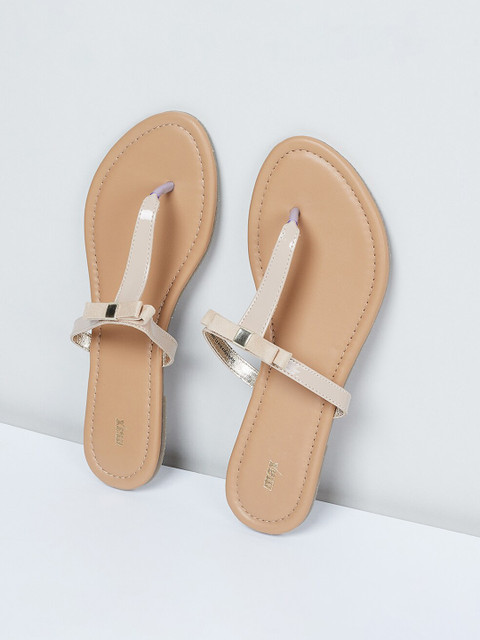 

max Women Beige Solid PU T-Strap Flats