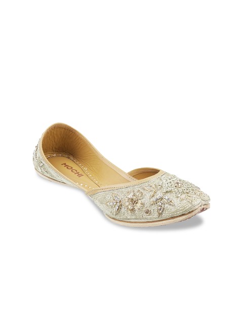 

Mochi Women Beige Embellished Mojaris
