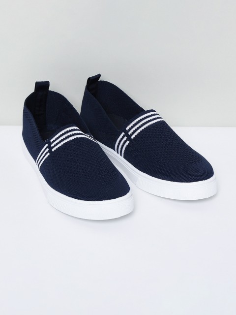 

max Men Navy Blue Striped Slip-On Sneakers
