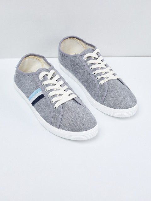 

max Men Grey Sneakers