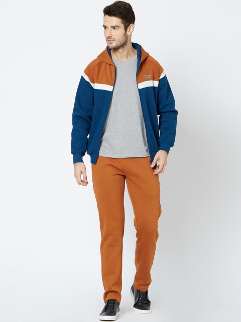 

Sweet Dreams Men Brown & Blue Colourblocked Tracksuit