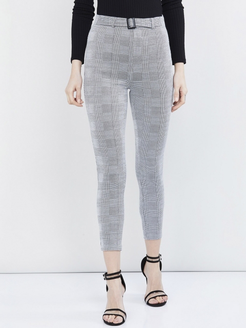 

max Women White & Black Slim Fit Checked Regular Trousers