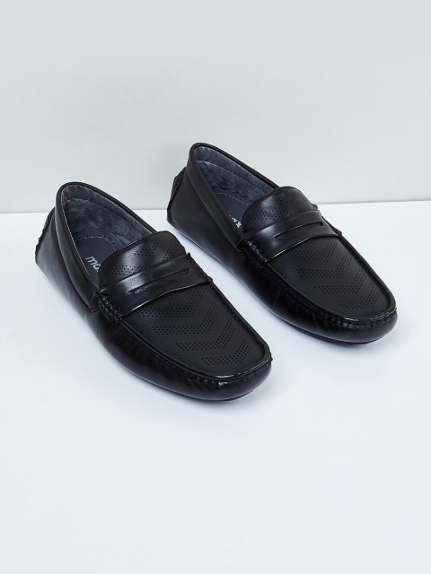 

max Men Black Loafers