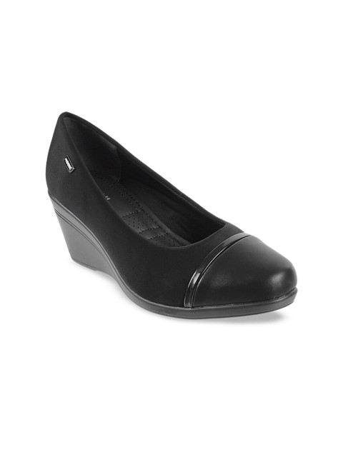 

Mochi Women Black Solid Pumps