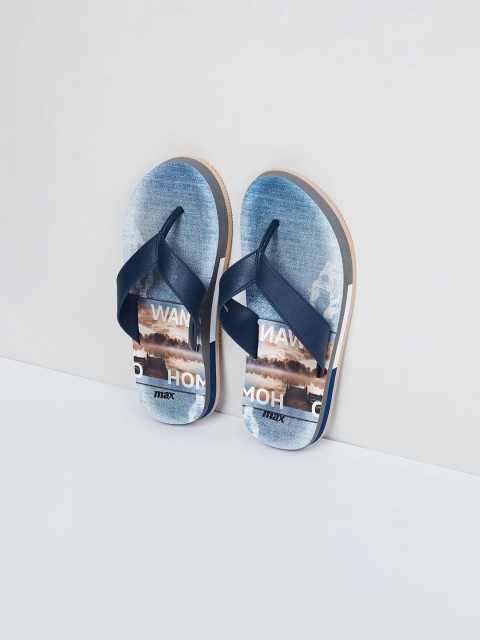 

max Men Blue Printed Thong Flip-Flops