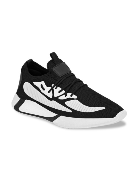 

AfroJack Men Black & White Colourblocked Sneakers