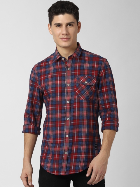

Peter England Casuals Men Maroon & Navy Blue Regular Fit Checked Casual Shirt