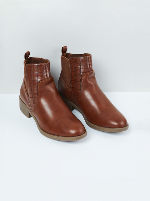 

max Women Brown Textured Formal Boots