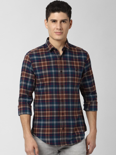 

Peter England Casuals Men Navy Blue & Brown Regular Fit Checked Casual Shirt