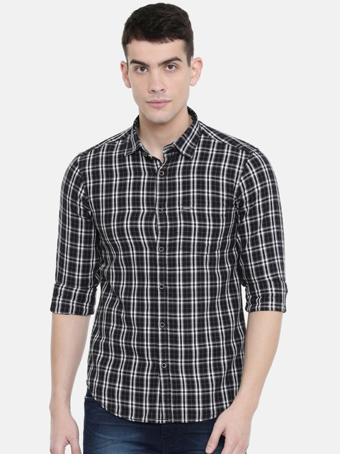 

IMYOUNG Men Black & Grey Slim Fit Checked Casual Shirt