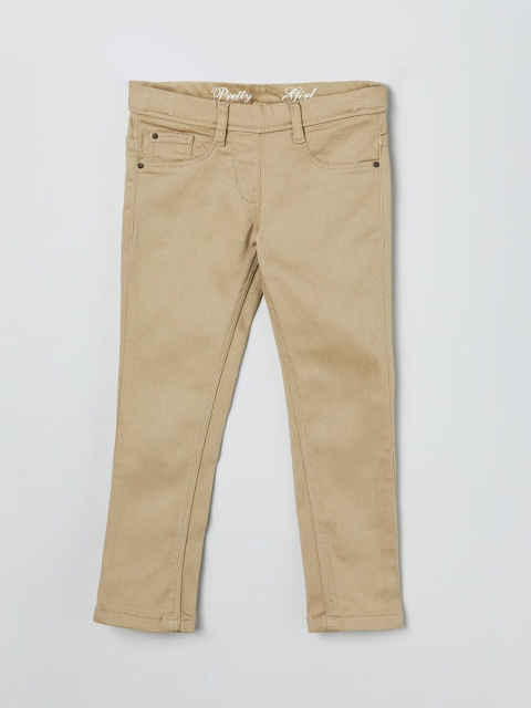 

max Girls Beige Slim Fit Mid-Rise Clean Look Jeans